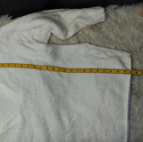 Urban Outfitters Rosie Cozy V-neck Off White Oversized Sweater Size L - Picture 12 of 12